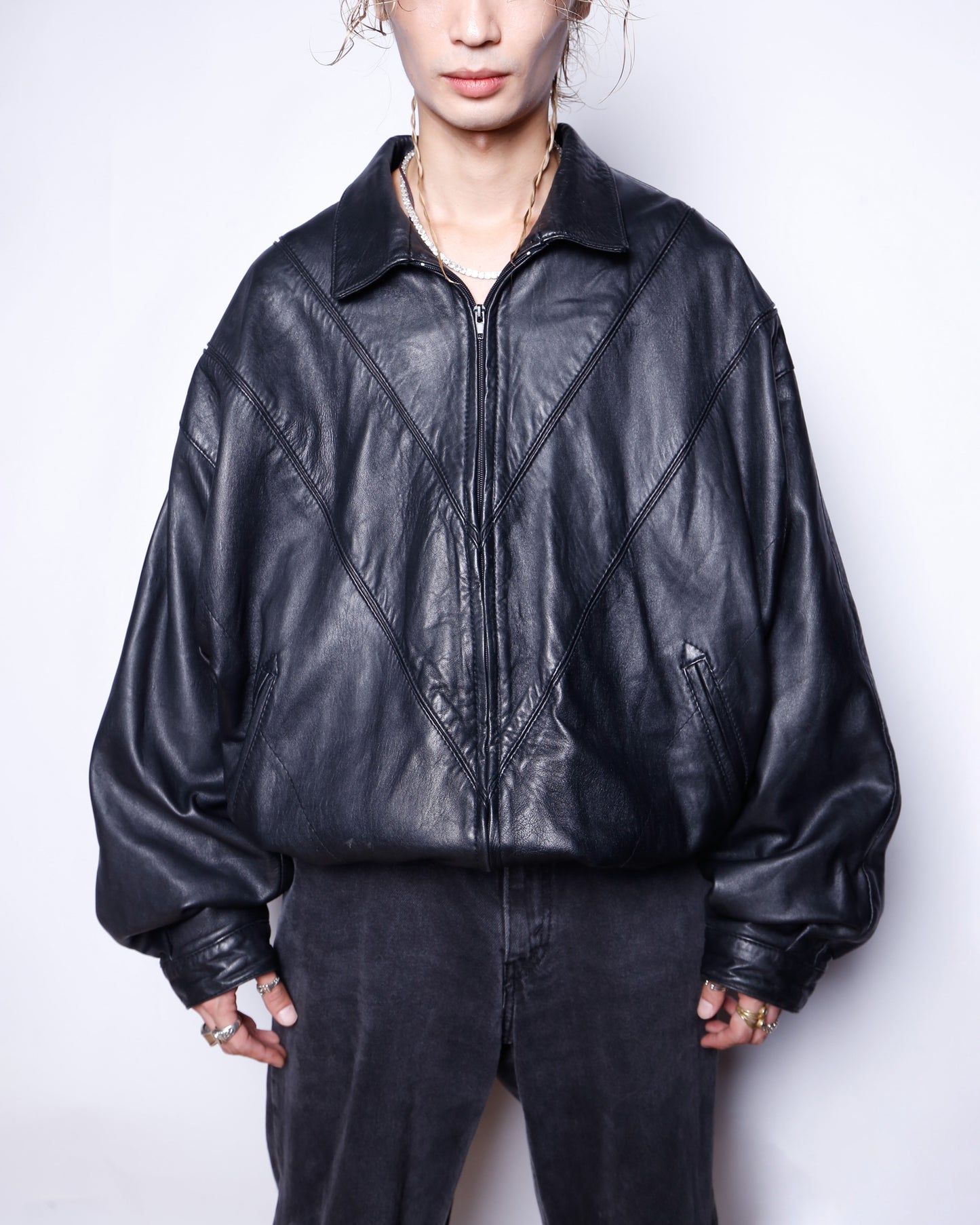 vintage v line wide leather jacket