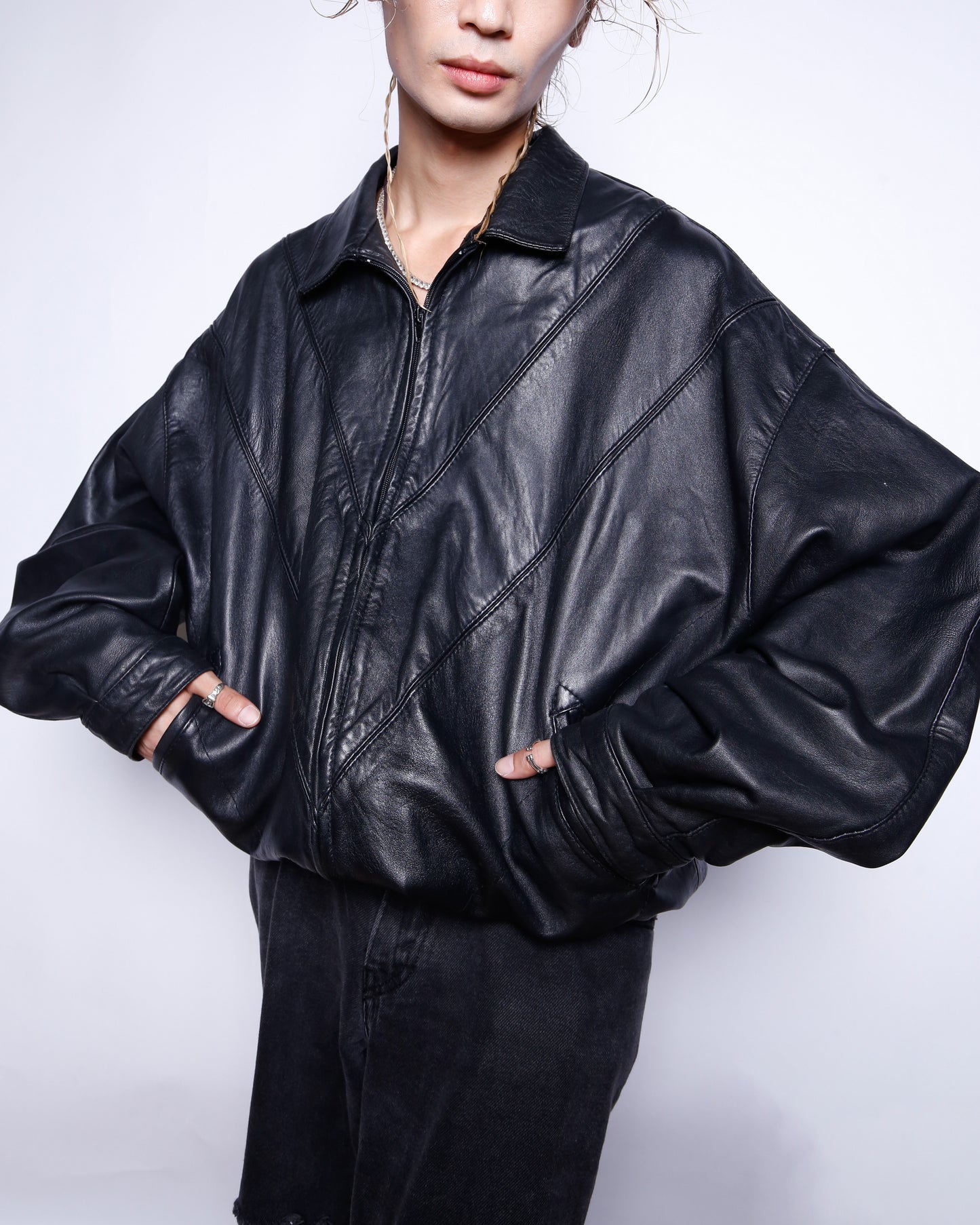 vintage v line wide leather jacket