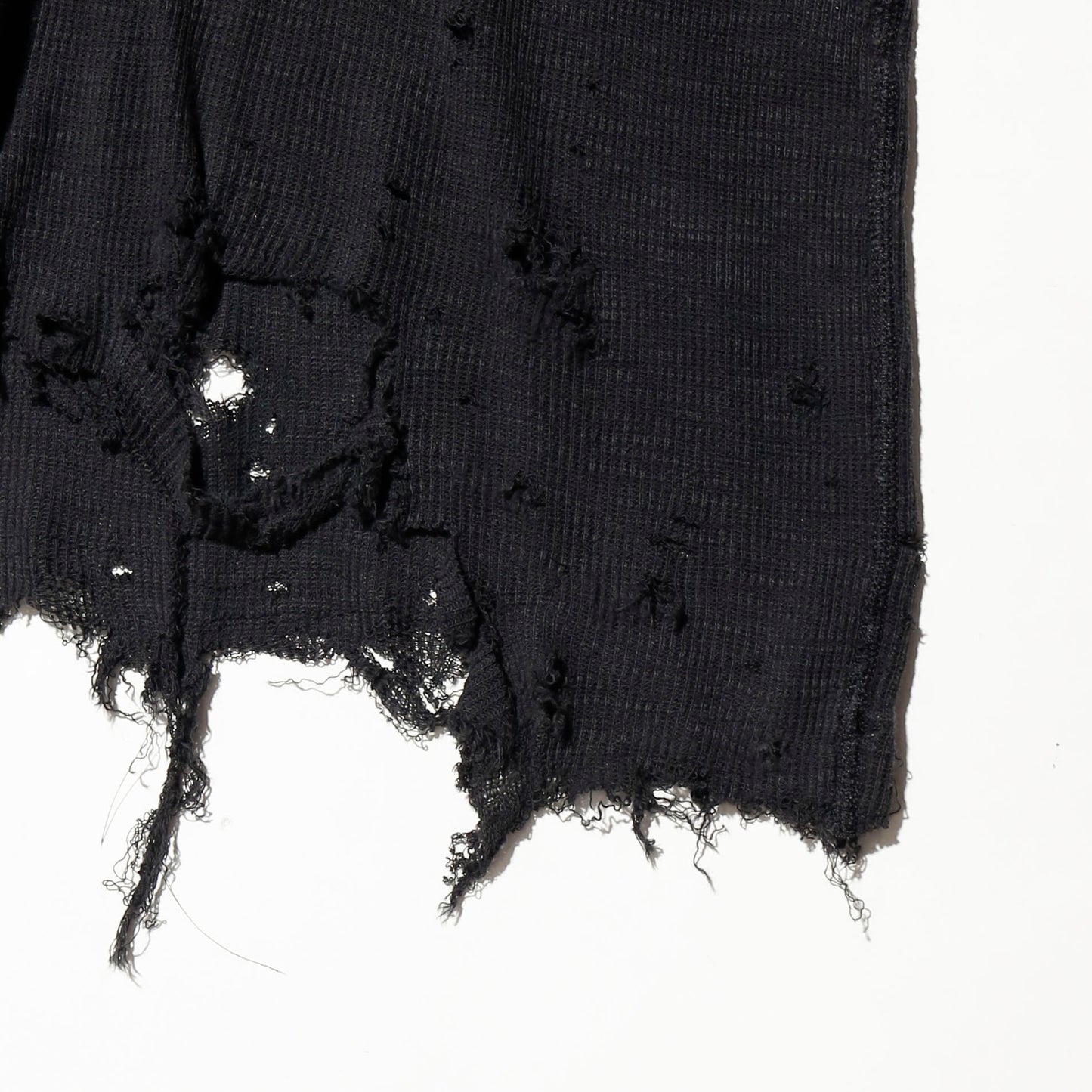 *one-off broken henry neck cut sew
