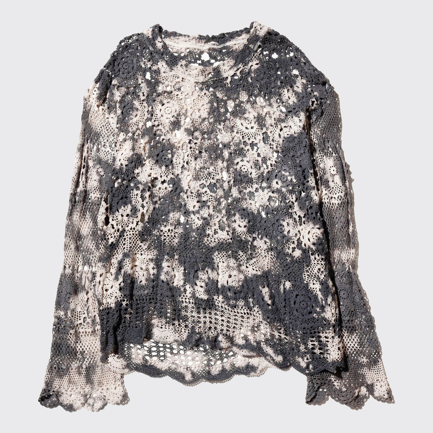 *one-off acid dye vintage lace up pullover