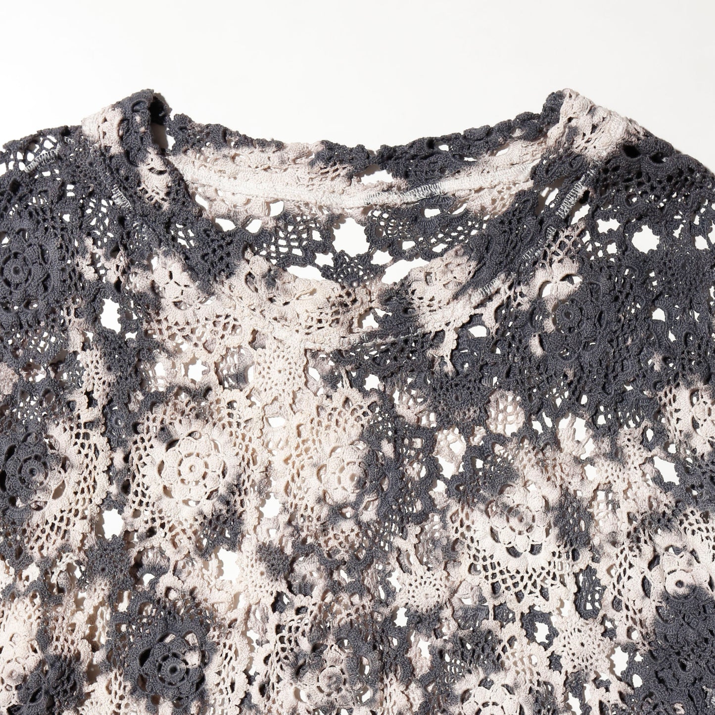 *one-off acid dye vintage lace up pullover