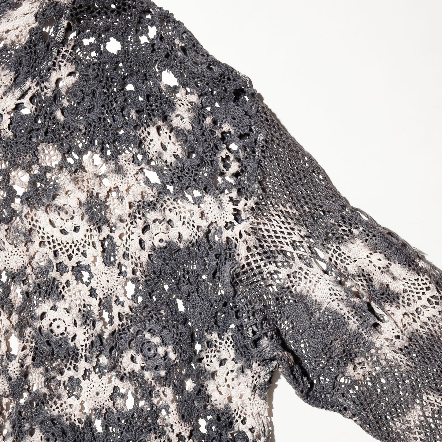*one-off acid dye vintage lace up pullover