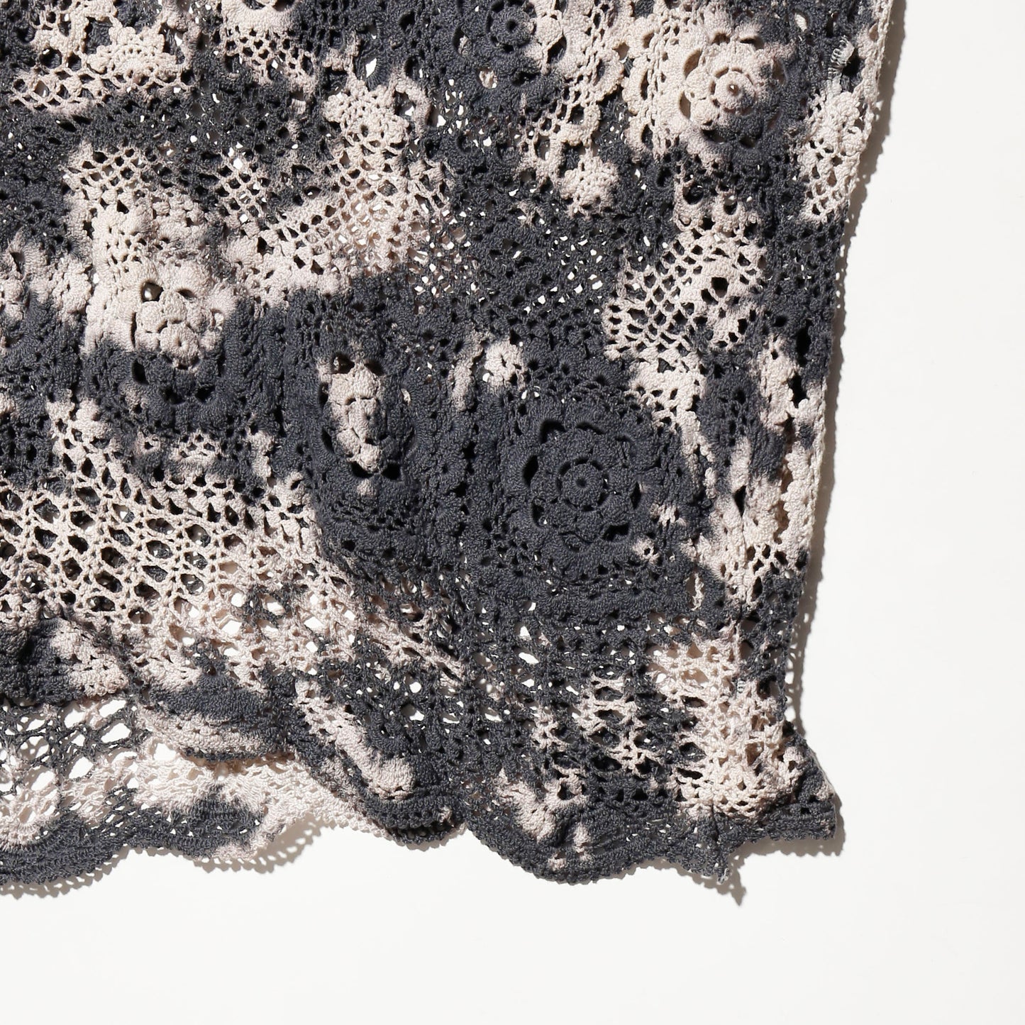 *one-off acid dye vintage lace up pullover
