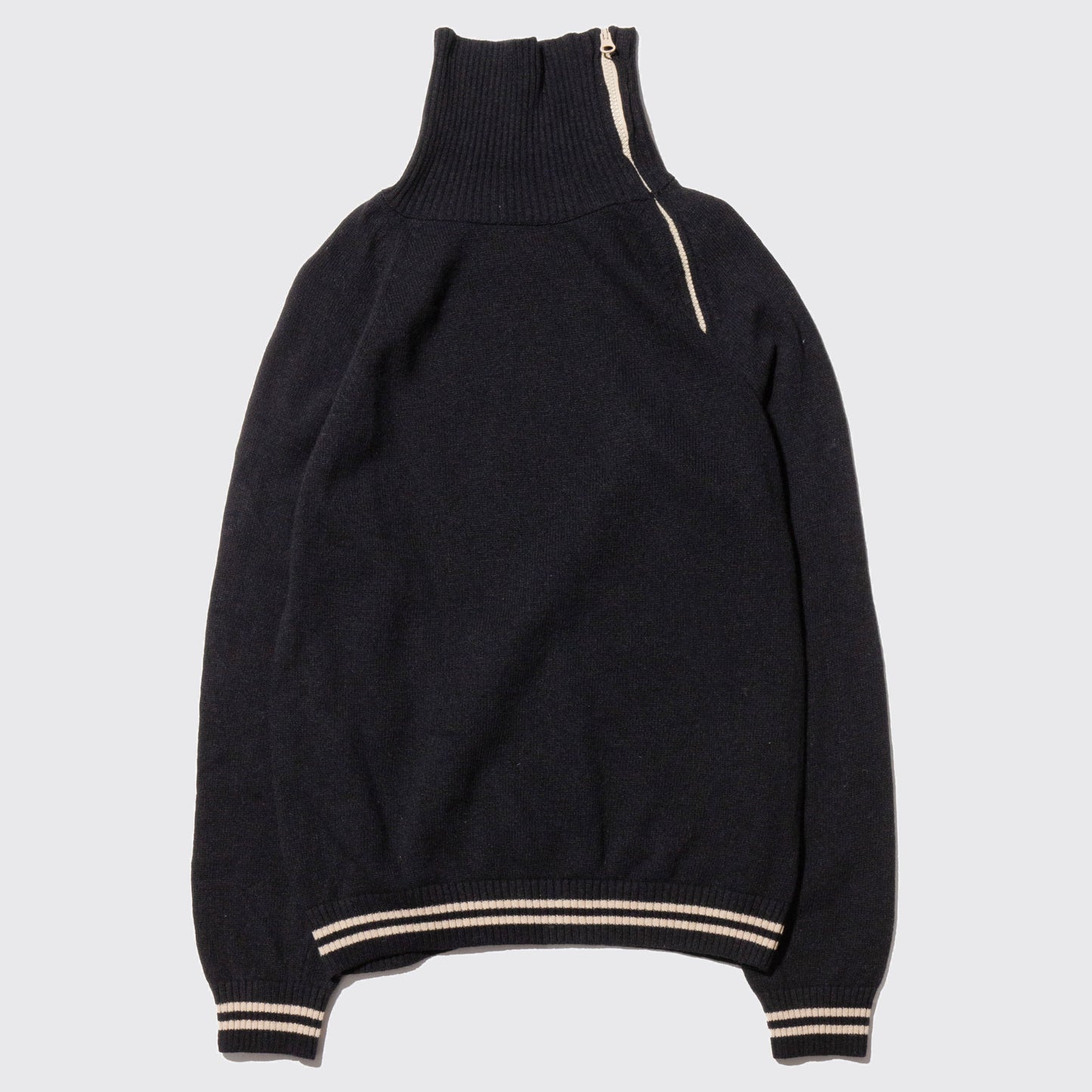 vintage slanting zip line sweater