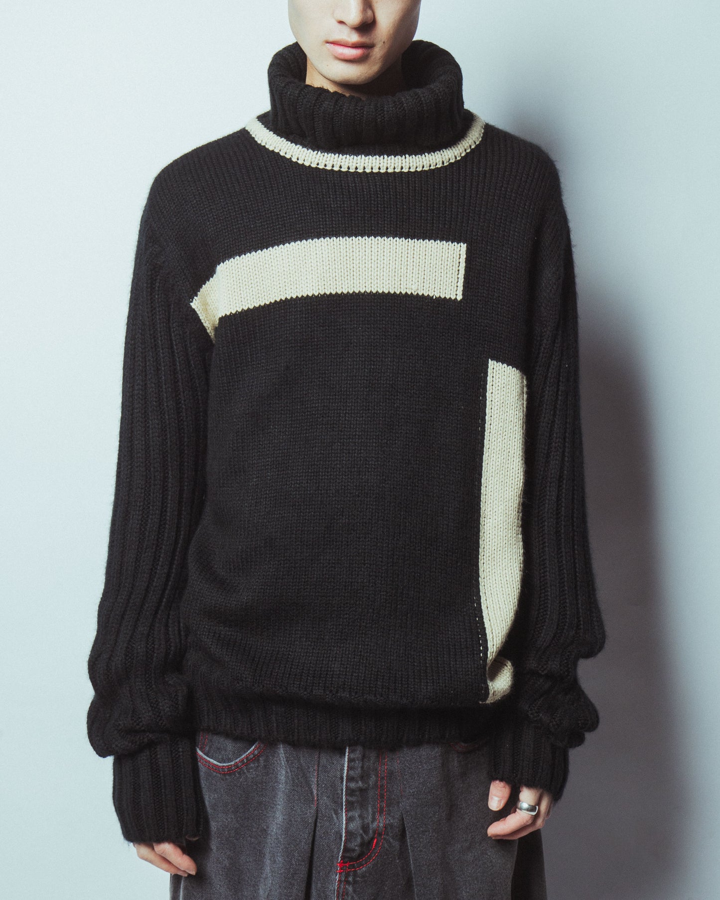 vintage line turtle neck sweater