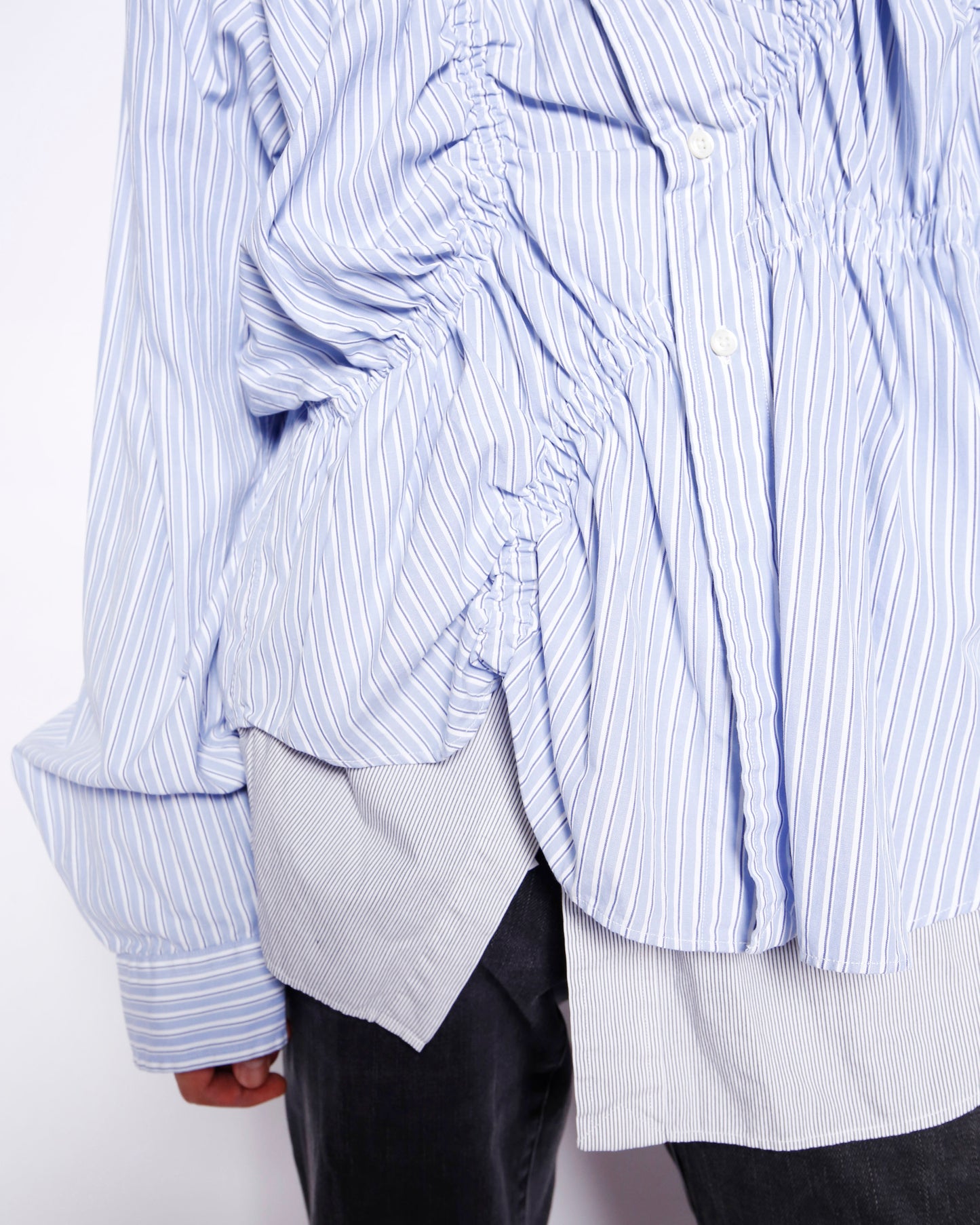 *one-off irregular gathering shirt