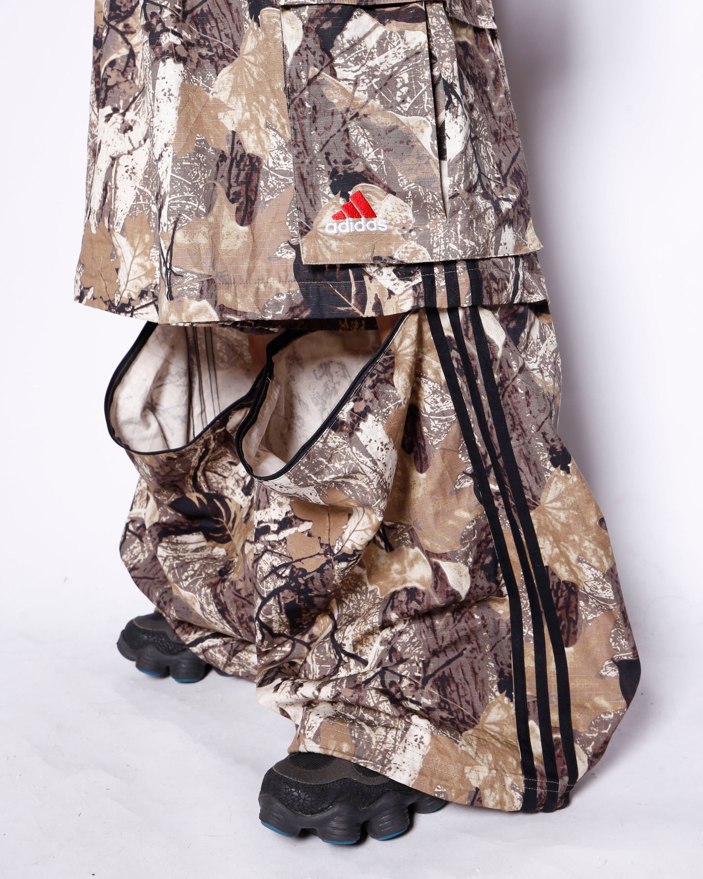 adidas original detachable realtree camo cargo trousers