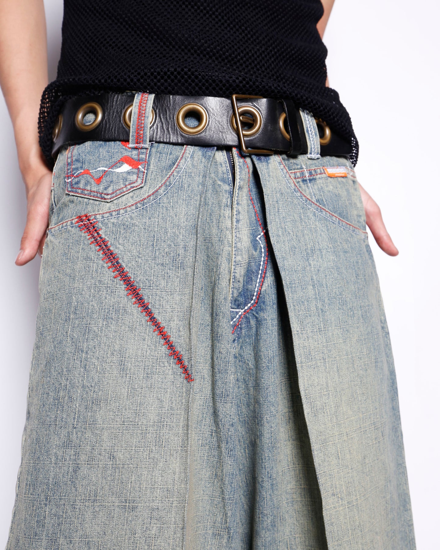 vintage rocawear center tuck slashed baggy shorts
