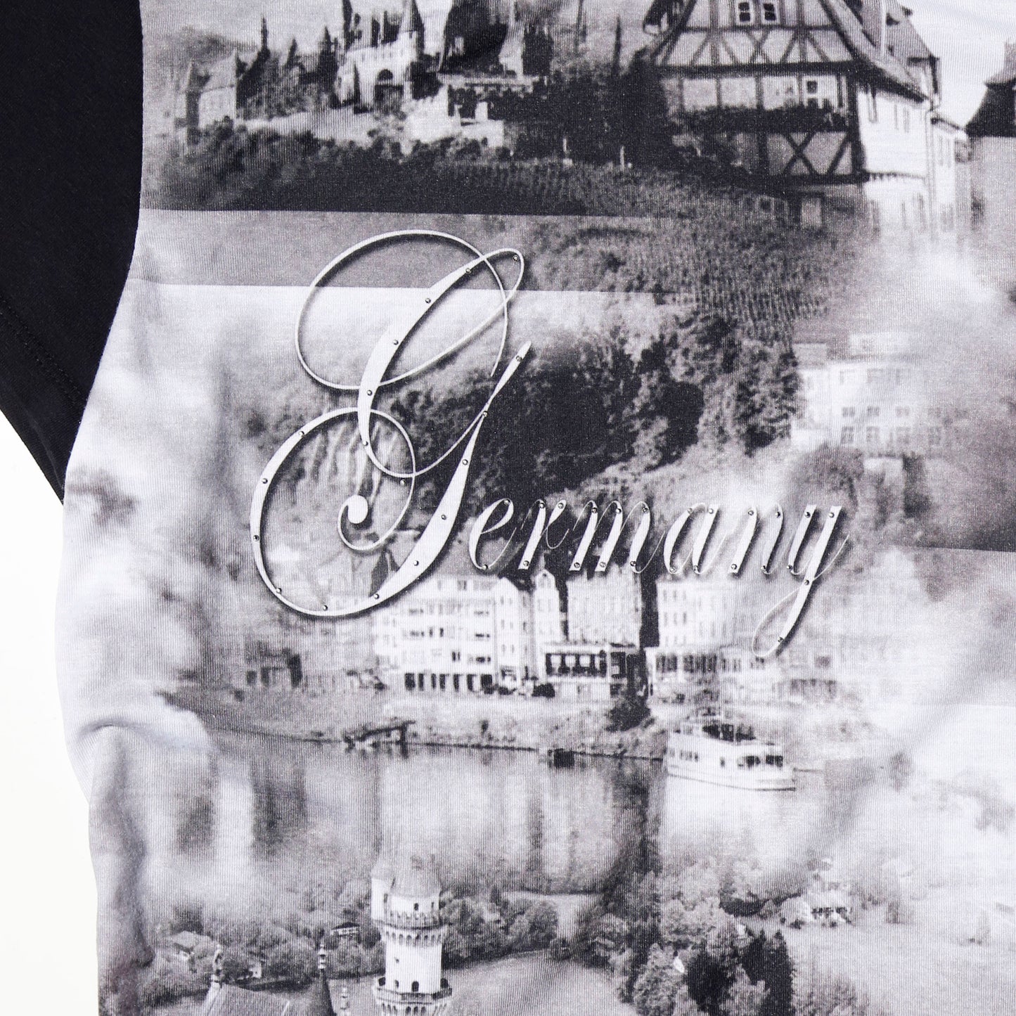 vintage 90-00's disney germany tiny t-shirt
