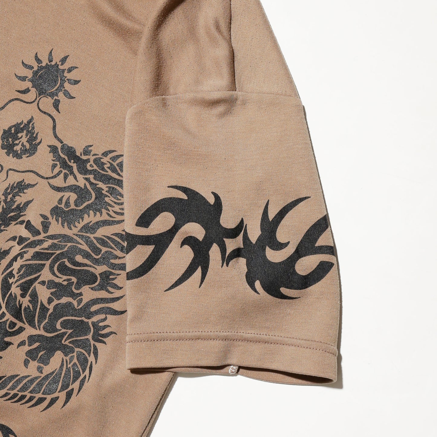 vintage 90's tribal dragon tatoo h/s t-shirt