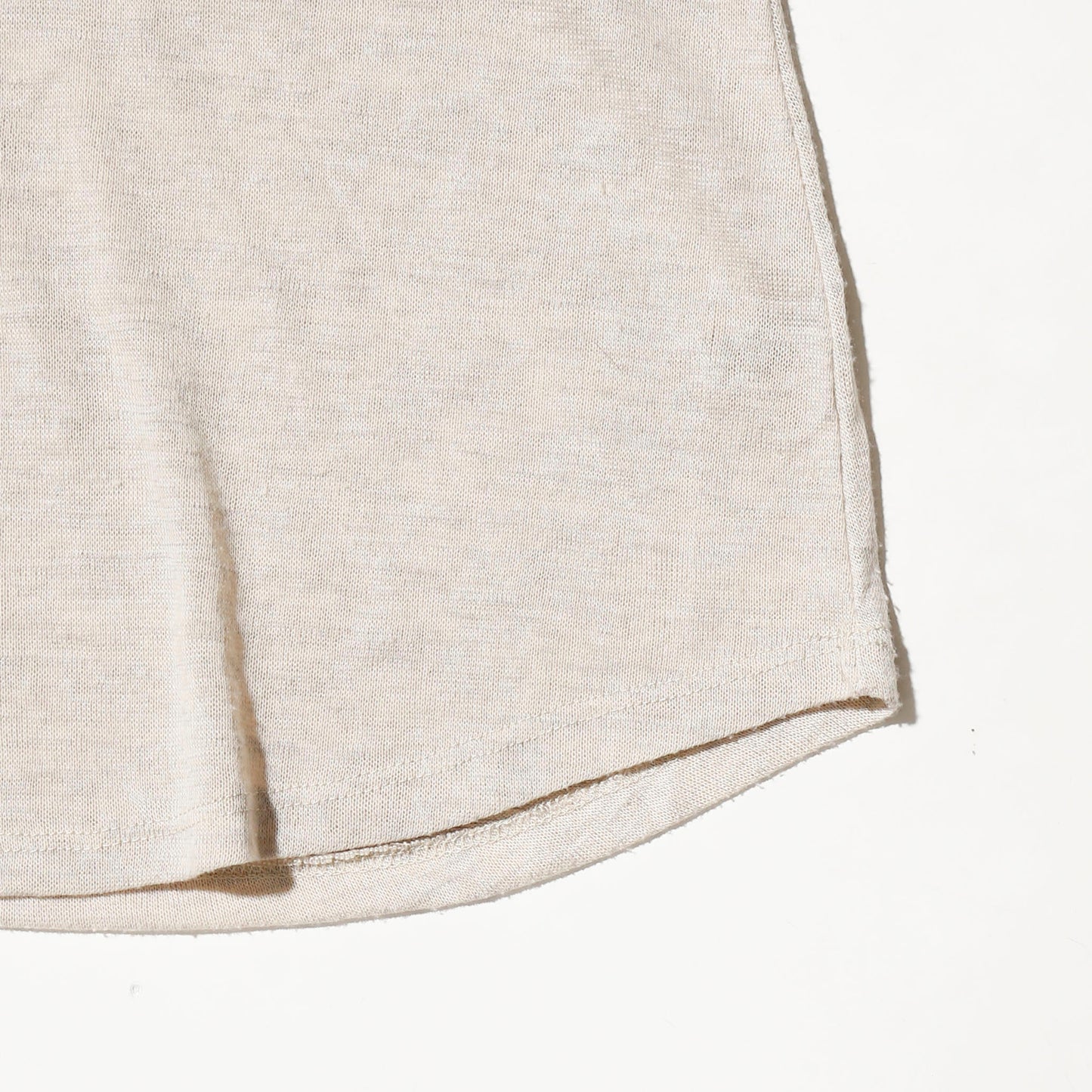 vintage studs neck cut sew