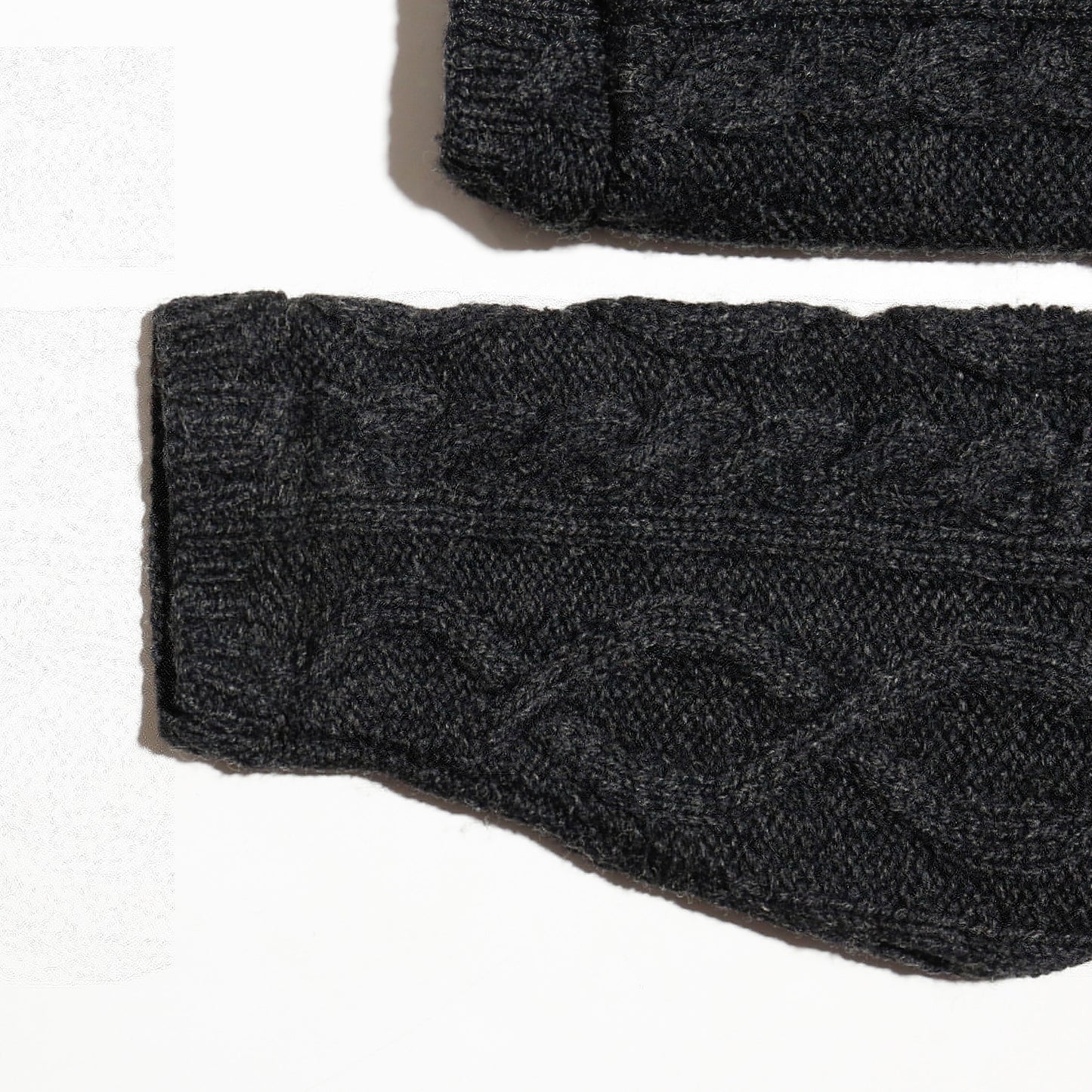 *one-off with muffler fisherman sweater