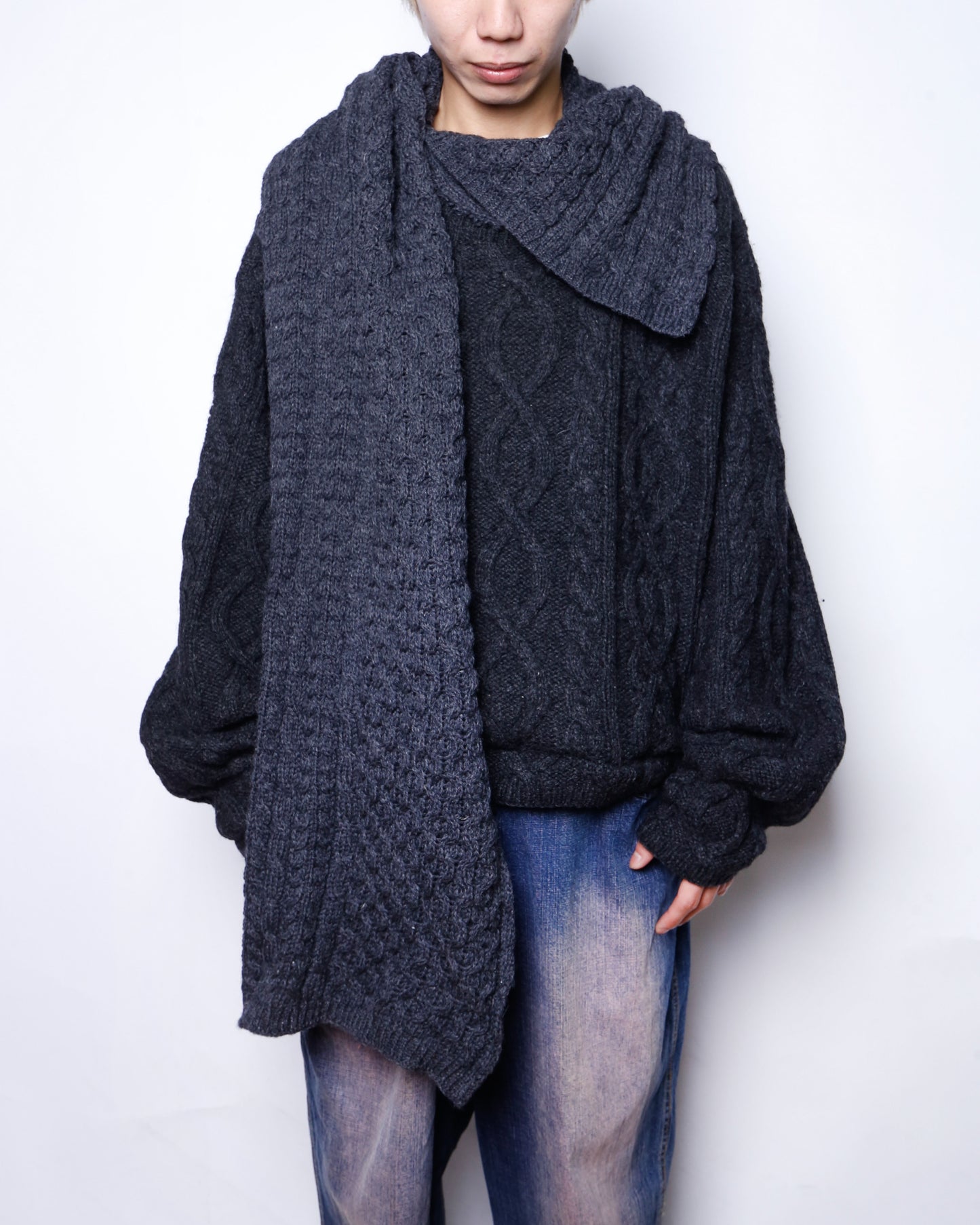 *one-off with muffler fisherman sweater