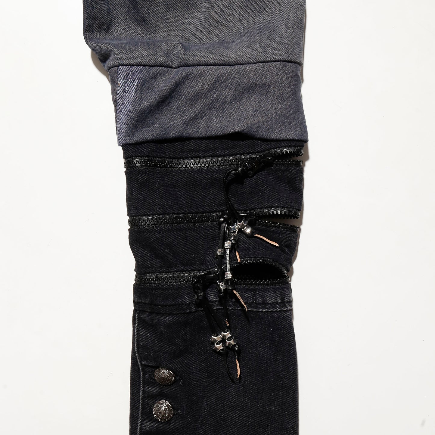 *one-off repaired fringe zipped trucker jacket