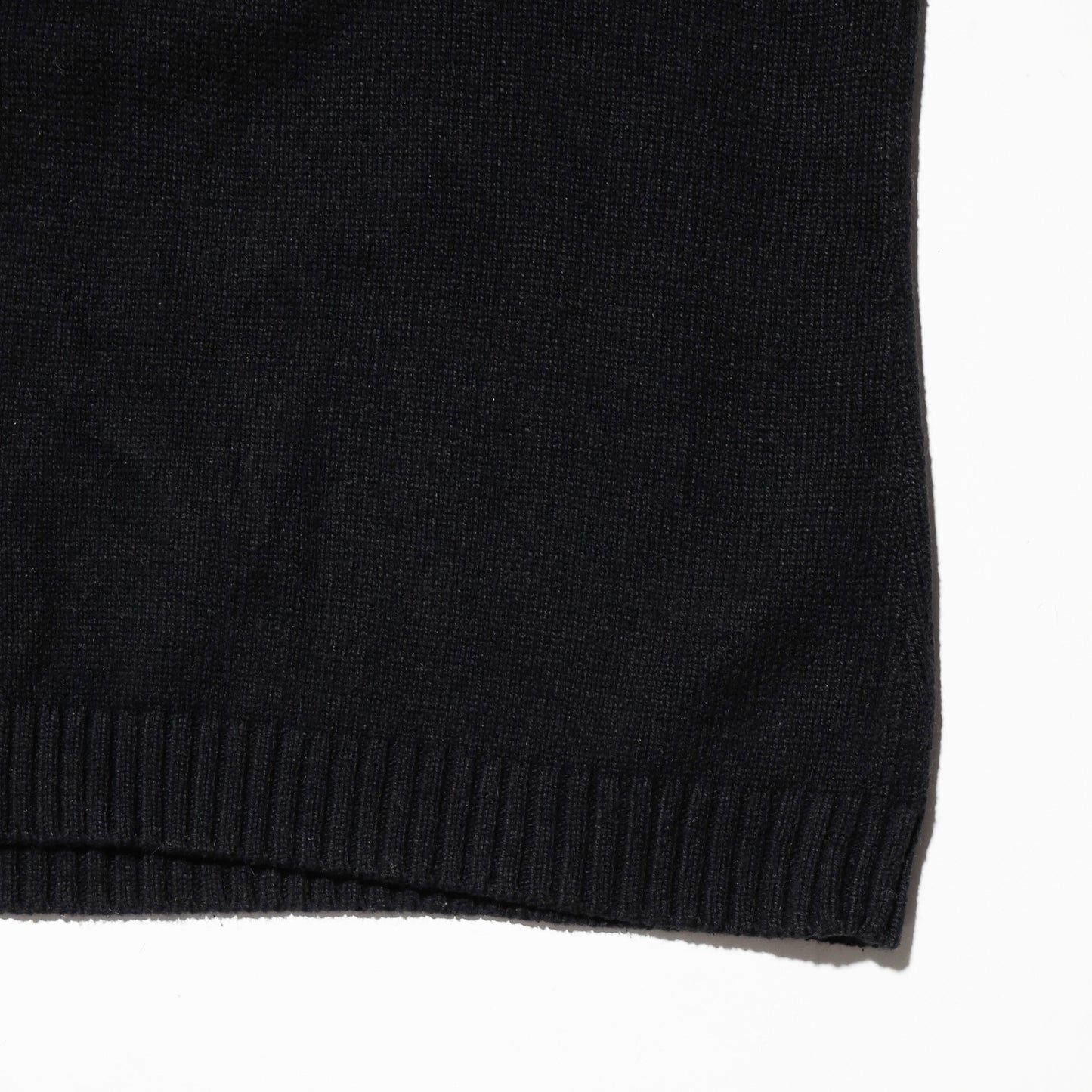 *one-off with muffler sweater