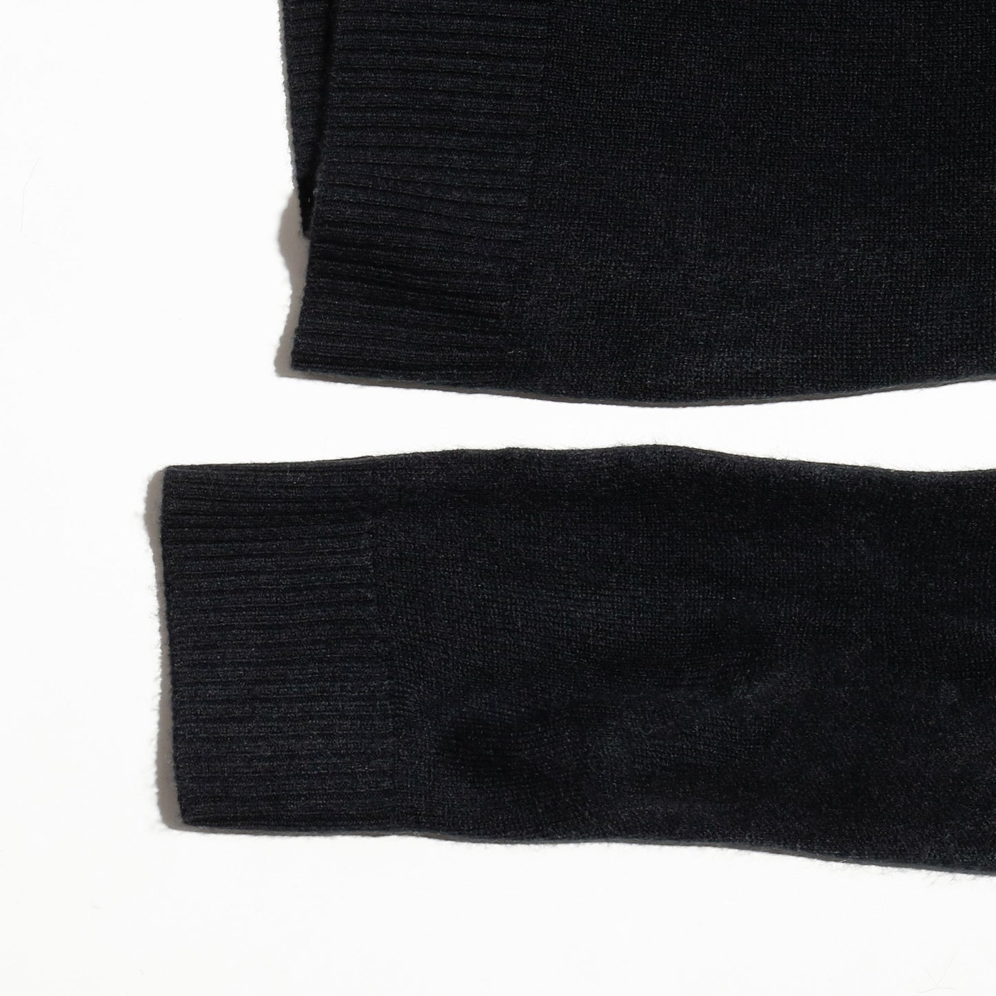 *one-off with muffler sweater