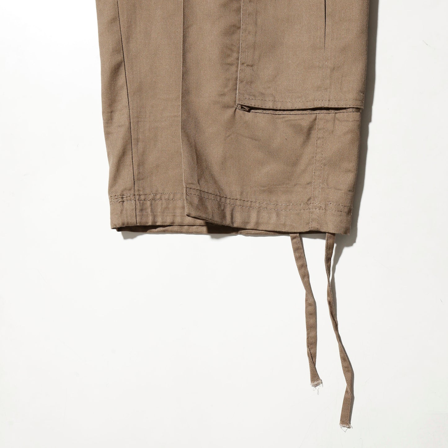 vintage center tuck bermuda cargo shorts *resized