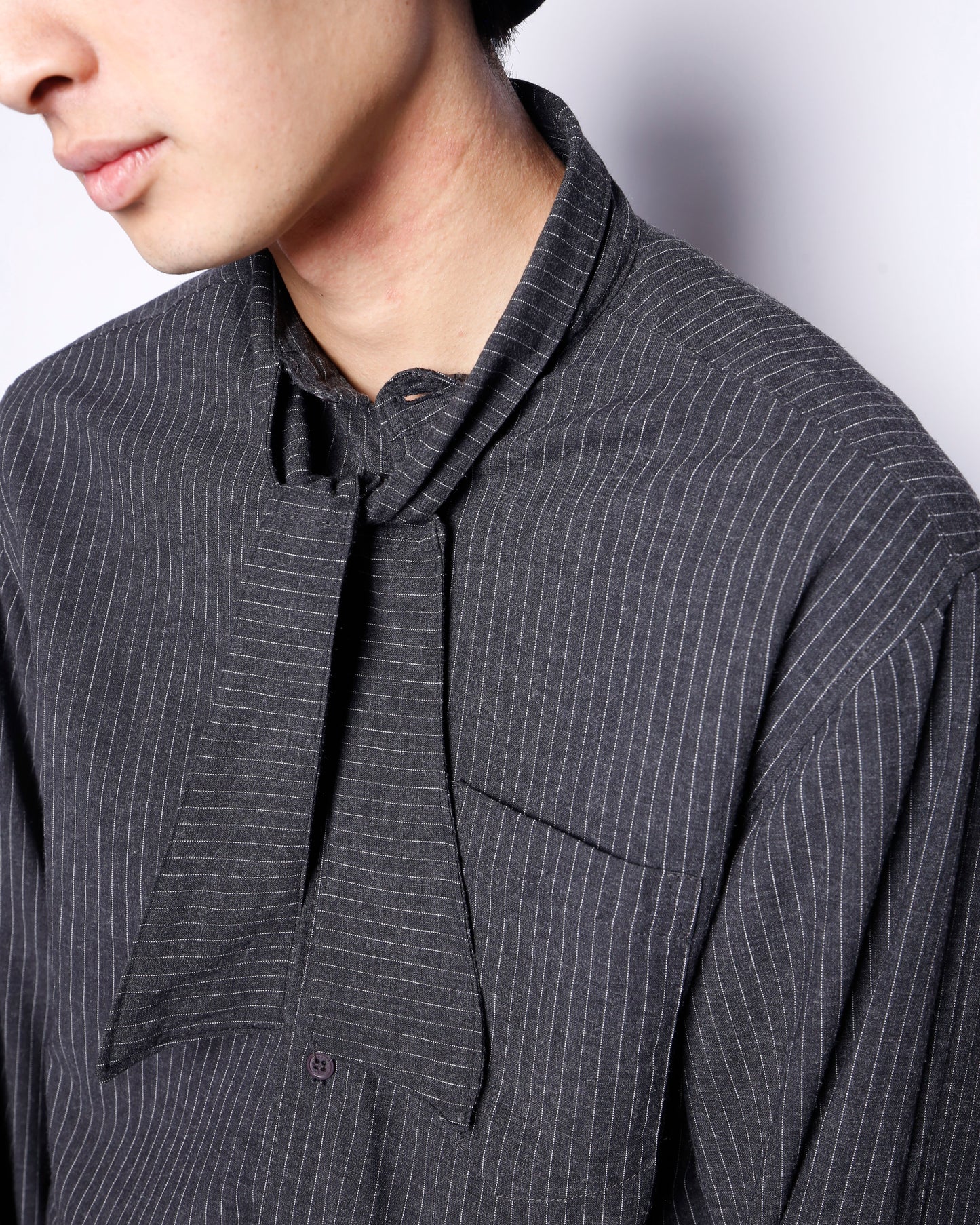 *one-off stripe cropped bowtie shirt