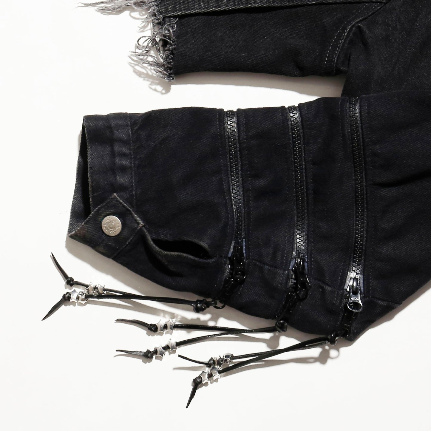 *one-off fringe zipped trucker jacket