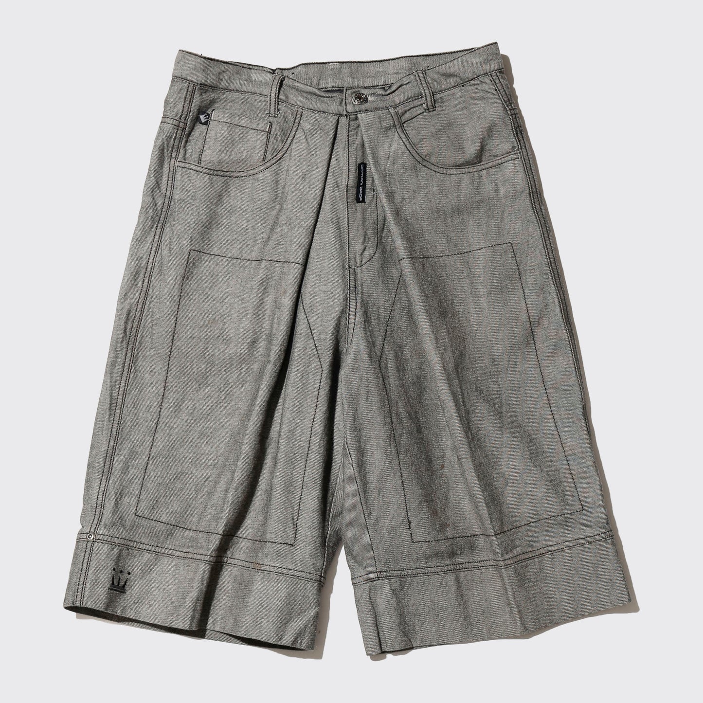 vintage center tuck stitched bermuda shorts