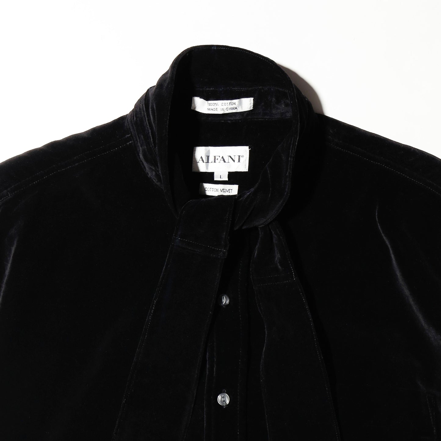 *one-off cropped bowtie velvet shirt