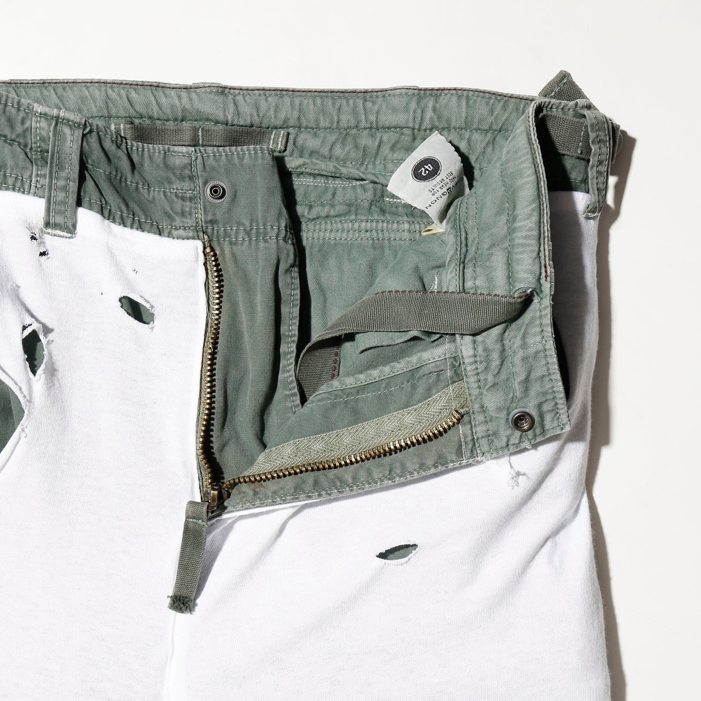*one-off broken layered trousers