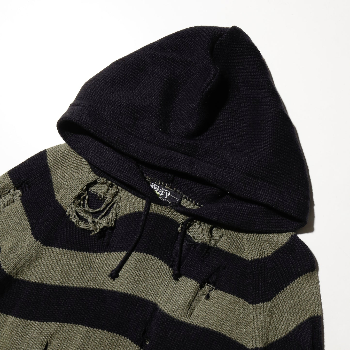*one-off broken border knit hoodie