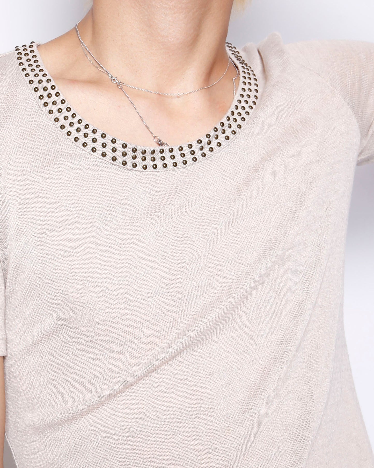 vintage studs neck cut sew