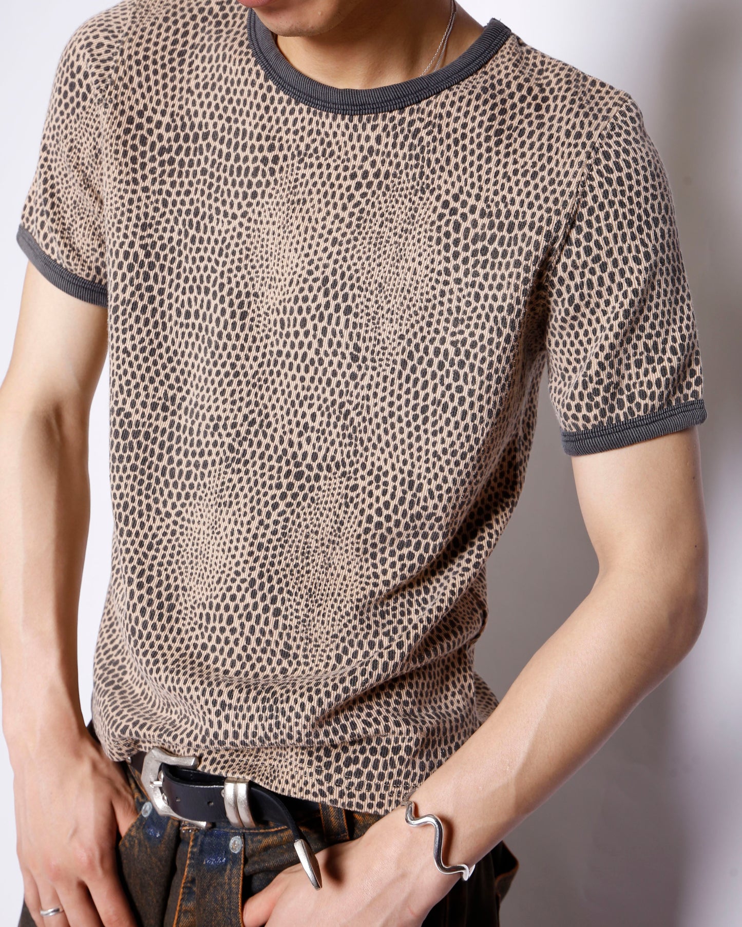 vintage 90's animal ringer t-shirt