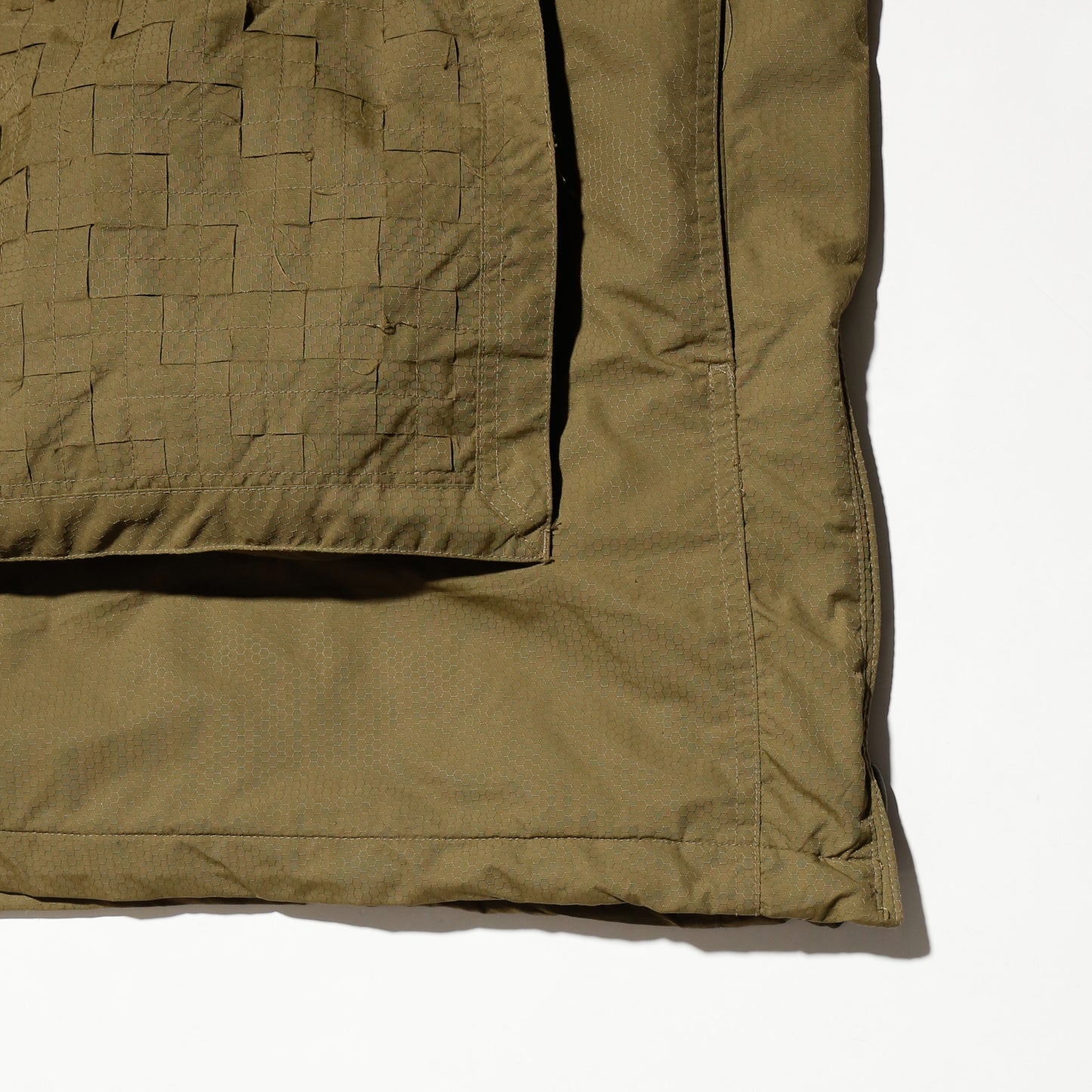 vintage 00's oakley tactical anorack, detachable fur