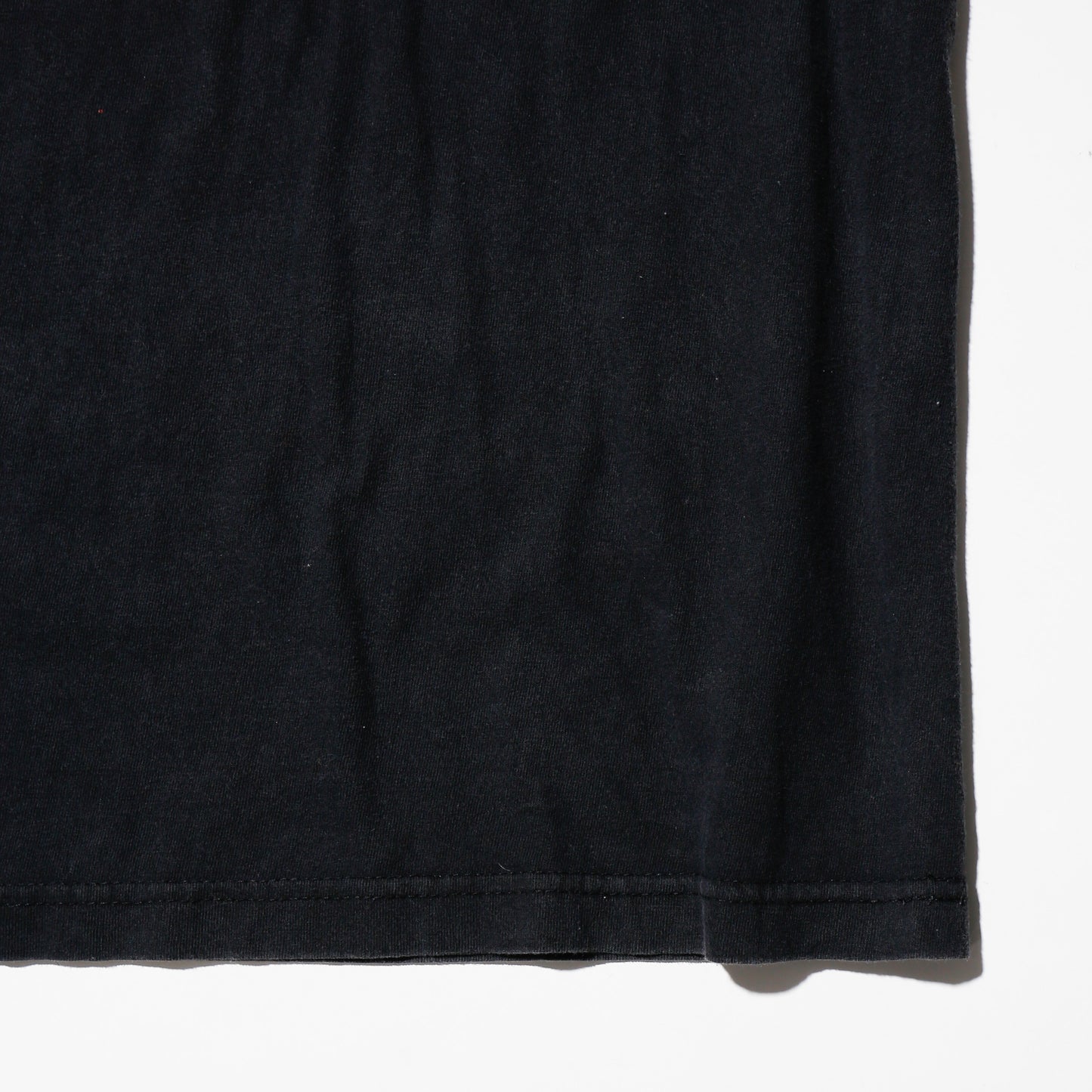 vintage 00's Naked Beneath the Water t-shirt