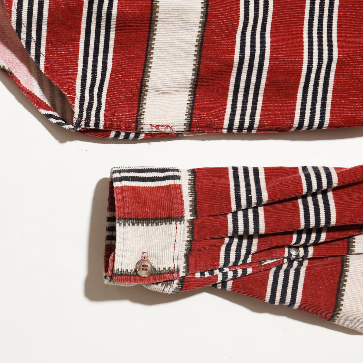 vintage dobber textured multi border shirt