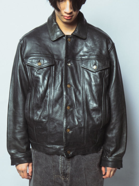 vintage leather trucker jacket