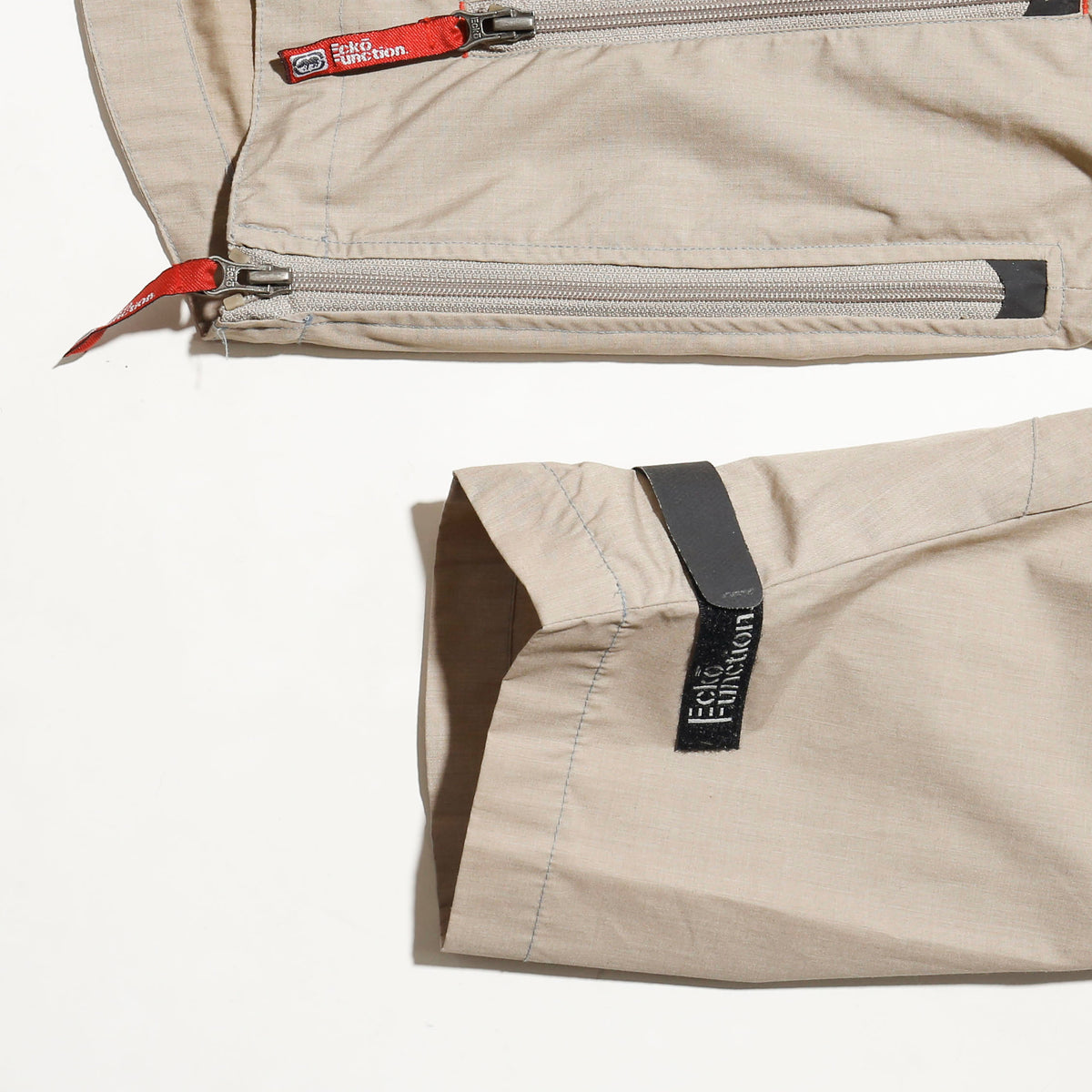 vintage 00's Eckō function slanting zip anorack