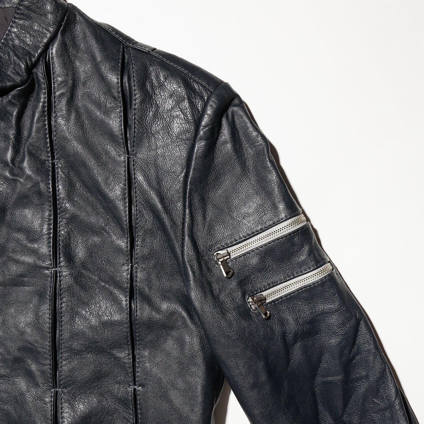 vintage cropped cuffs strapped pleats leather jacket