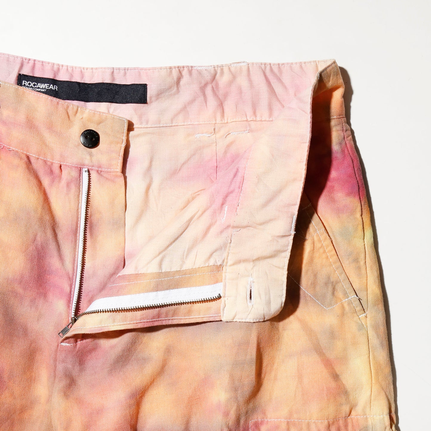 vintage roca wear volcano cargo shorts