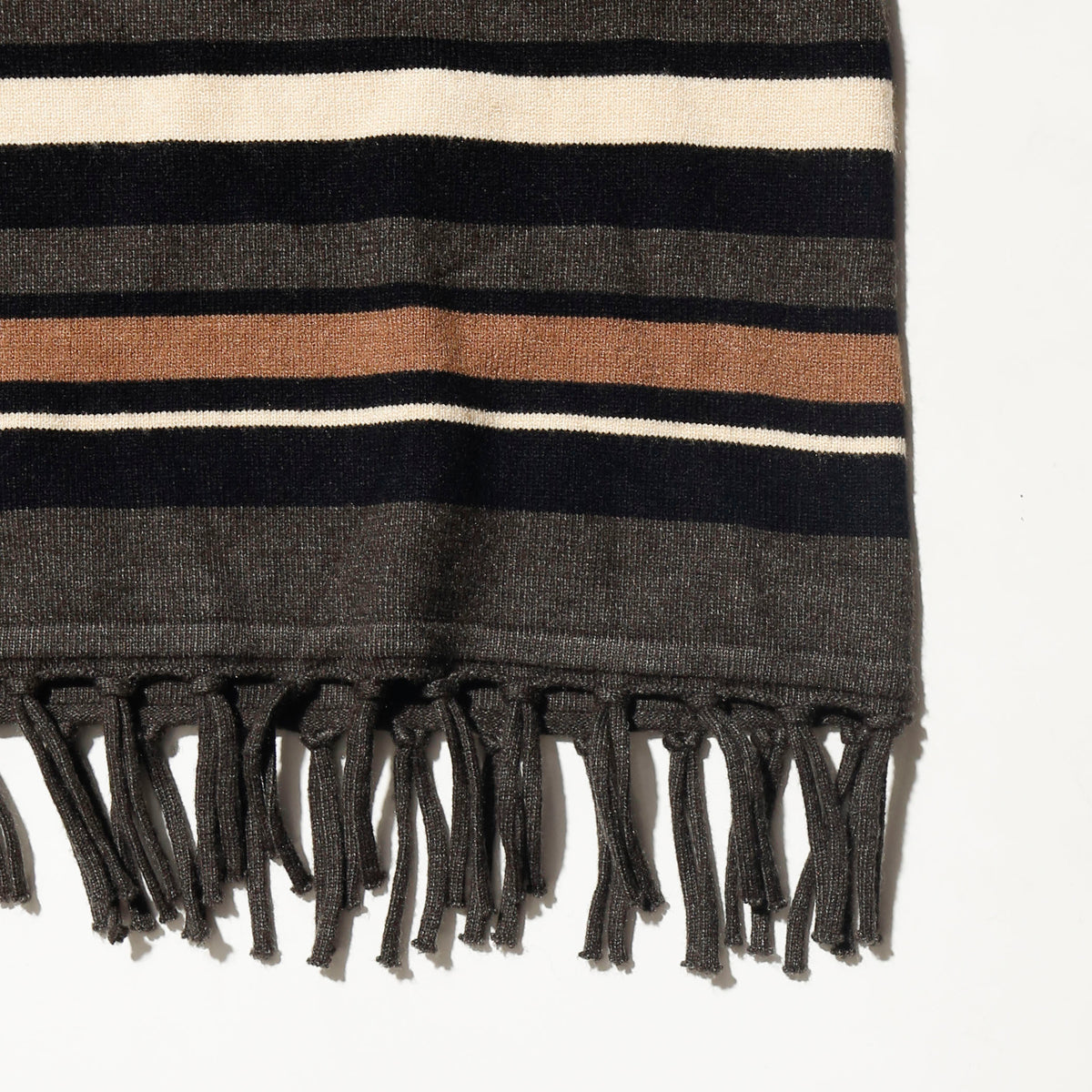 vintage border tassel fringe sweater