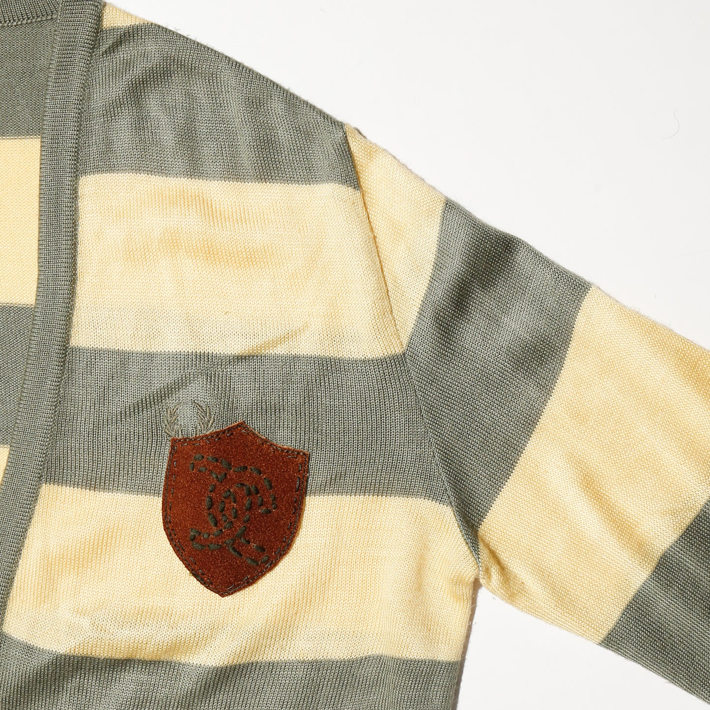 vintage fred perry emblemed border cardigan