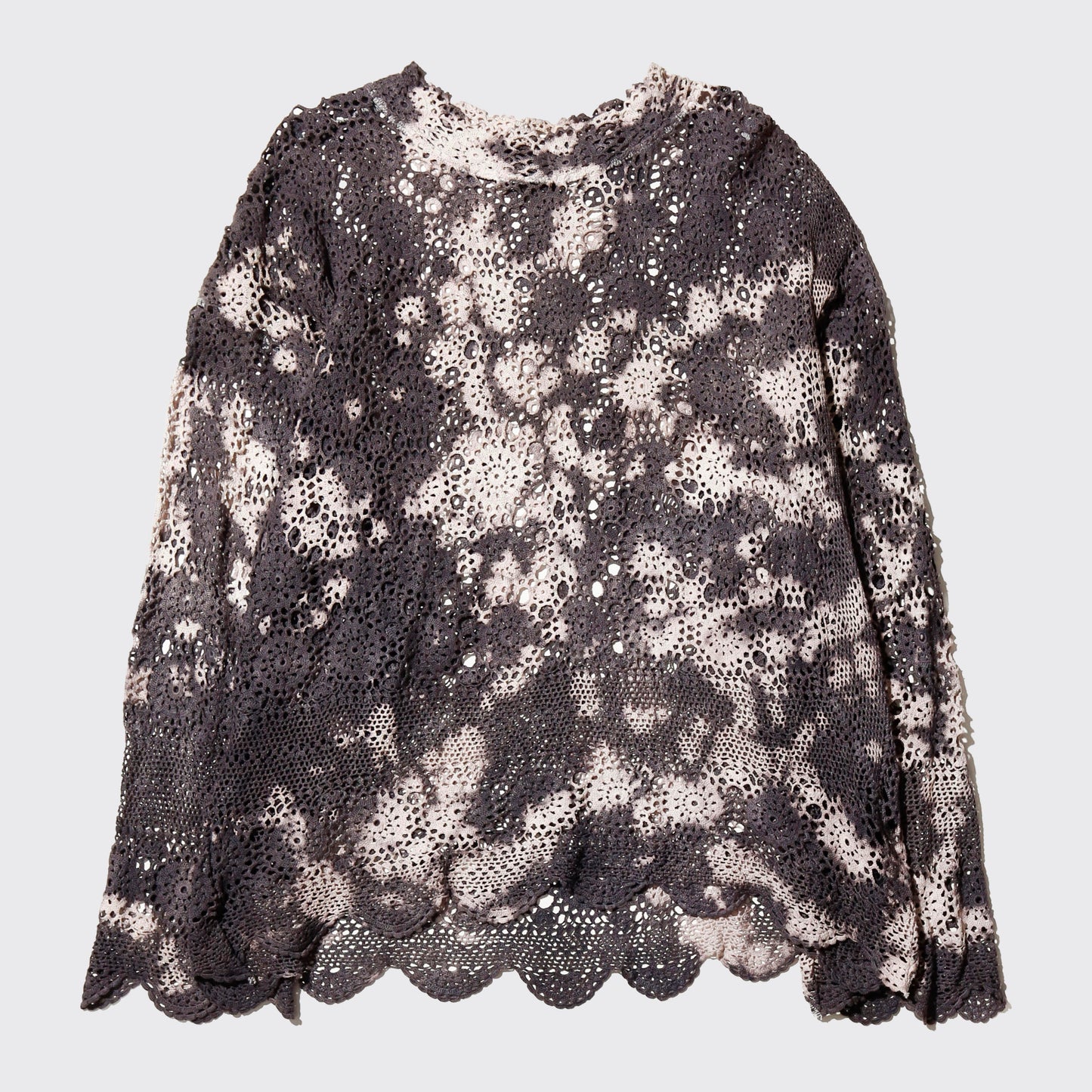 *one-off acid dye vintage lace up pullover