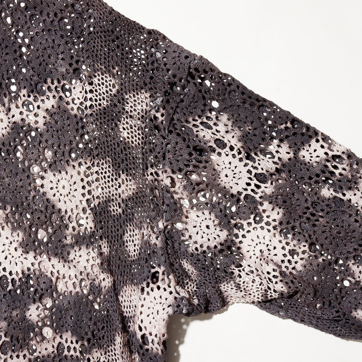 *one-off acid dye vintage lace up pullover