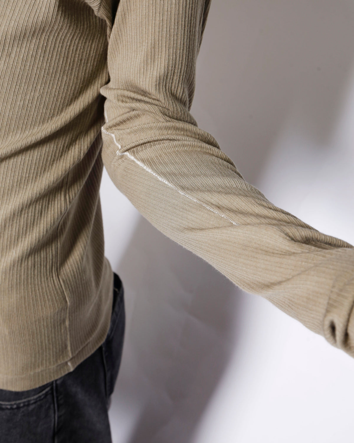 Go Go Darlin' - "DARLIN' BRODERIE HENRY NECK L/S"
