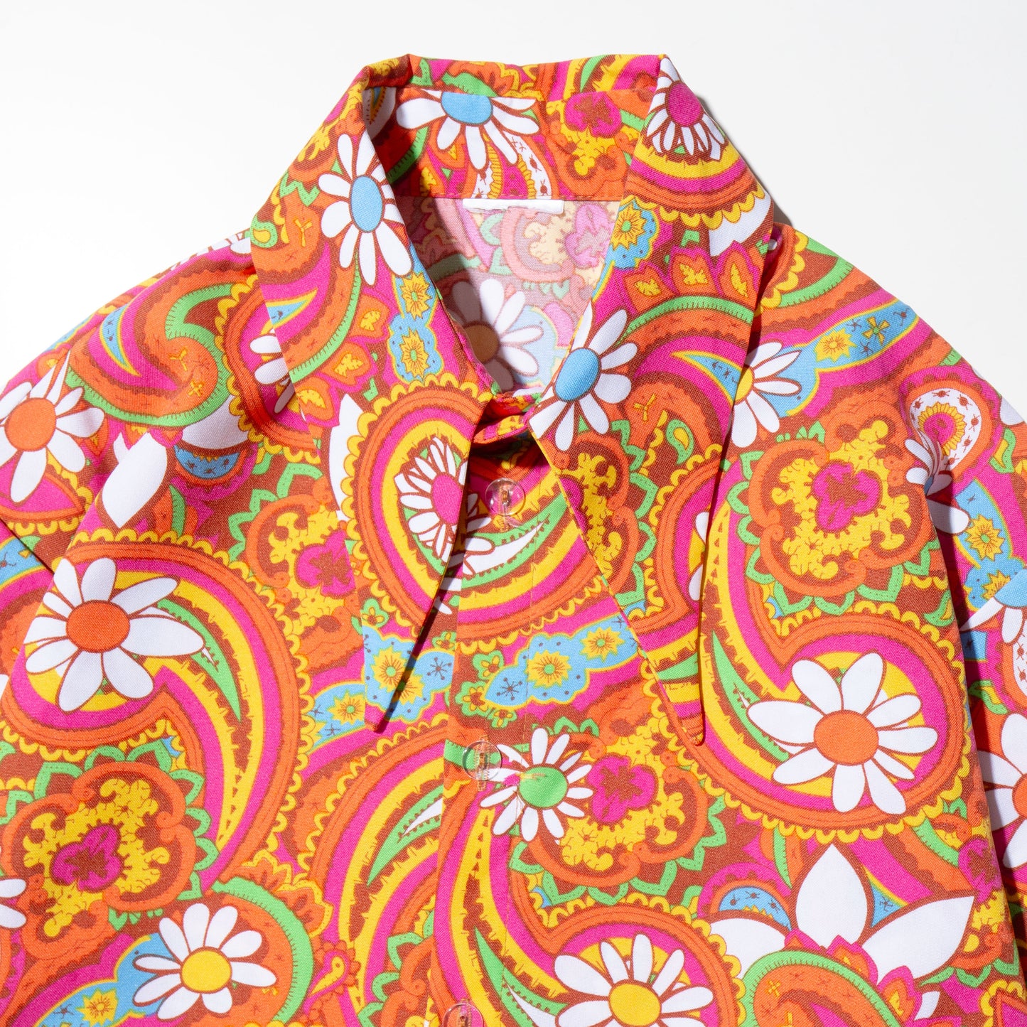 vintage psychedelic flower shirt