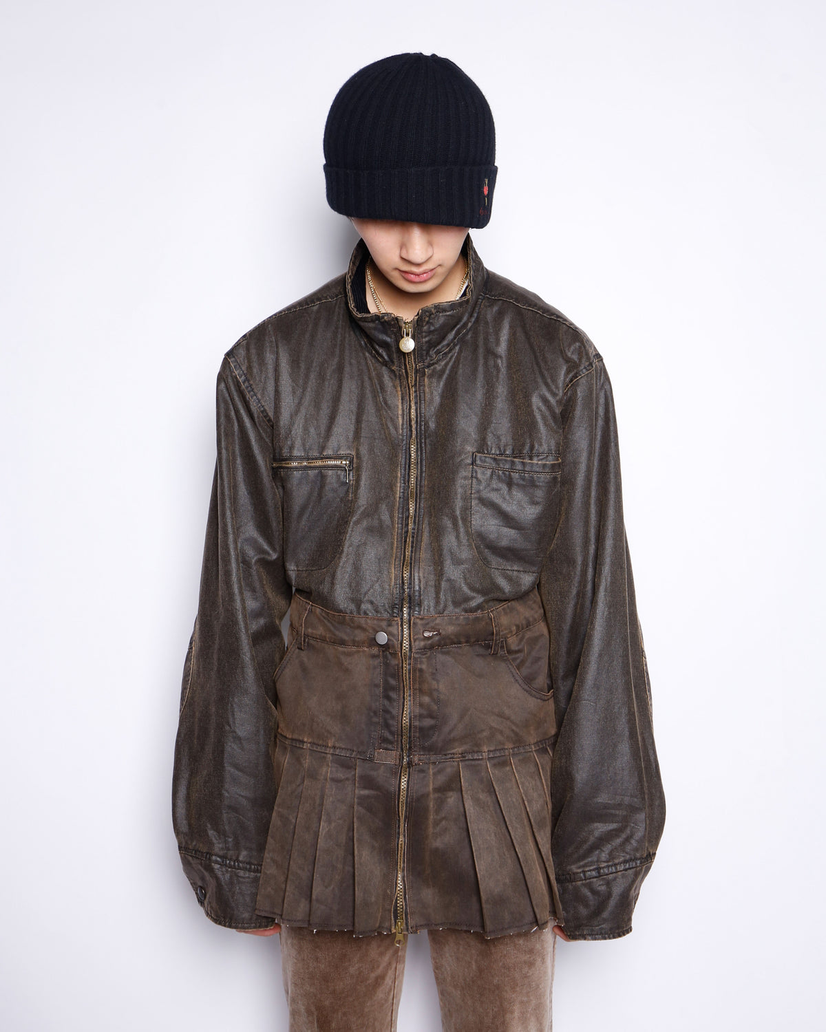 *one-off hybrid pleats dust jacket