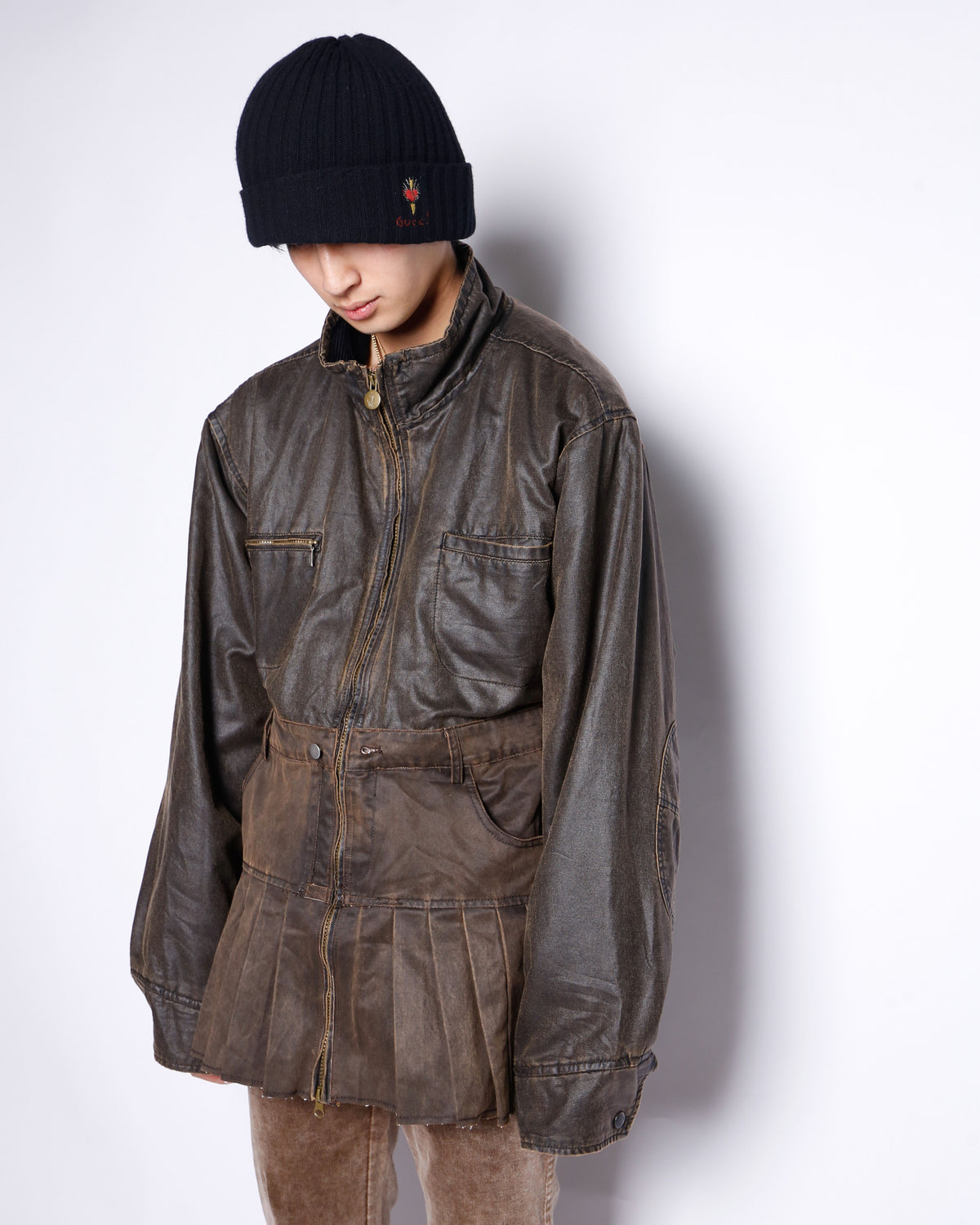 *one-off hybrid pleats dust jacket