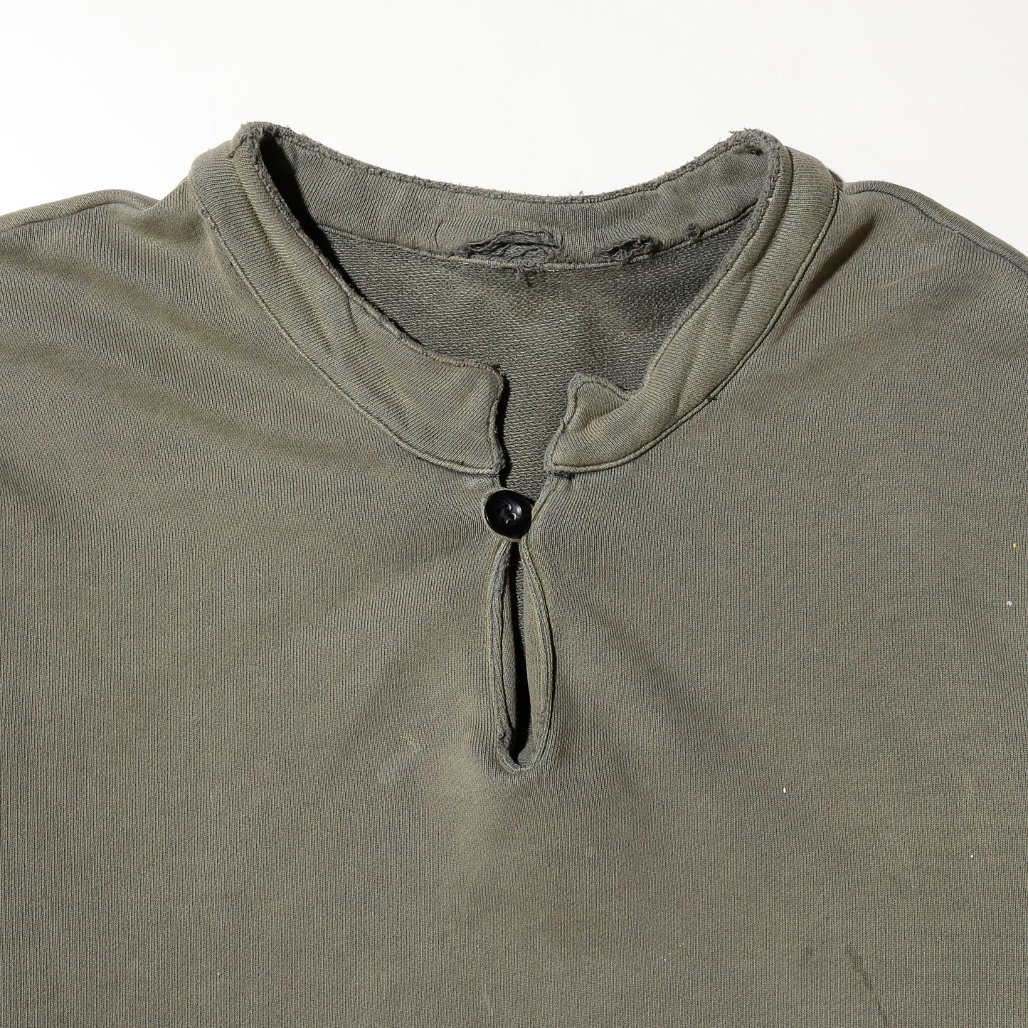 *one-off split neck broken sweat