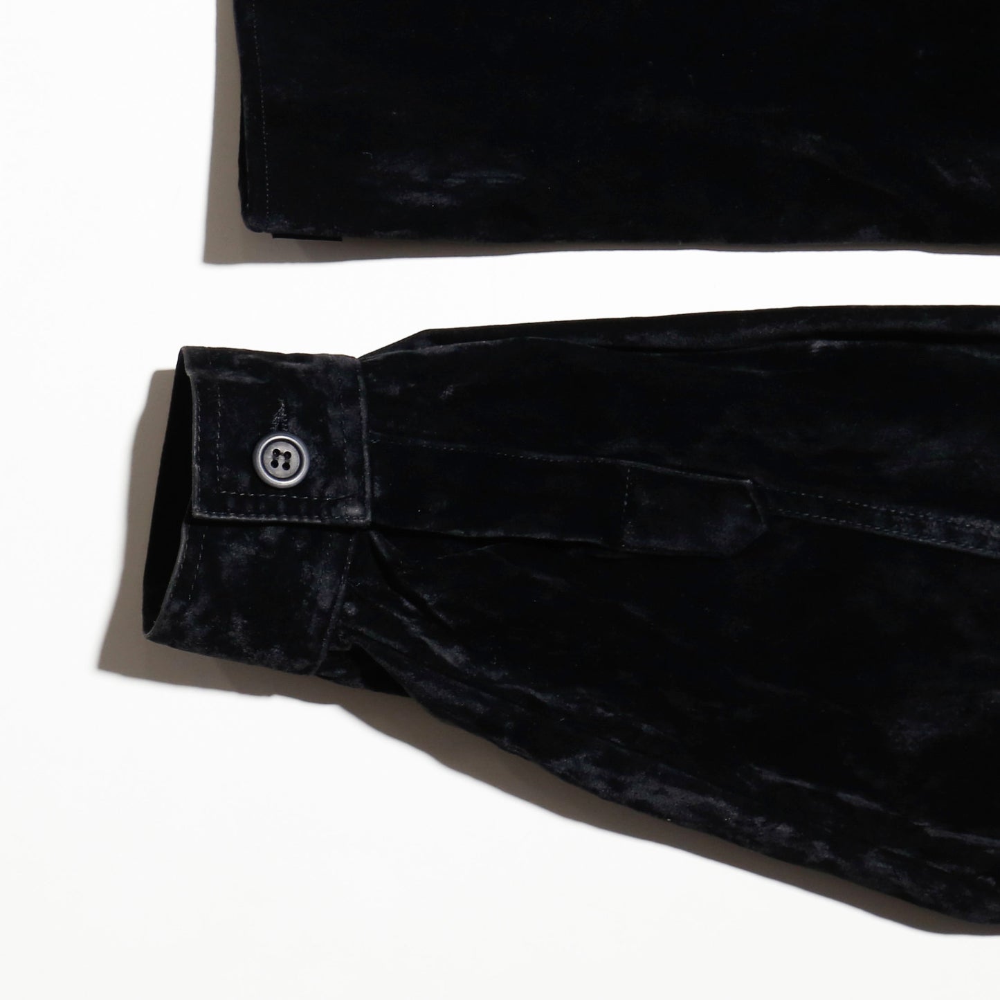 *one-off cropped bowtie velvet shirt