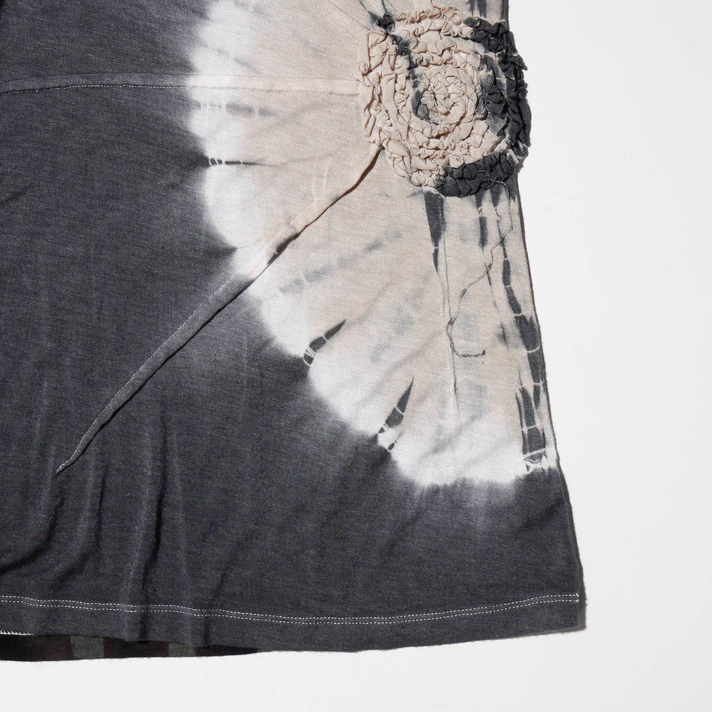 vintage dyed flare sleeve cut sew