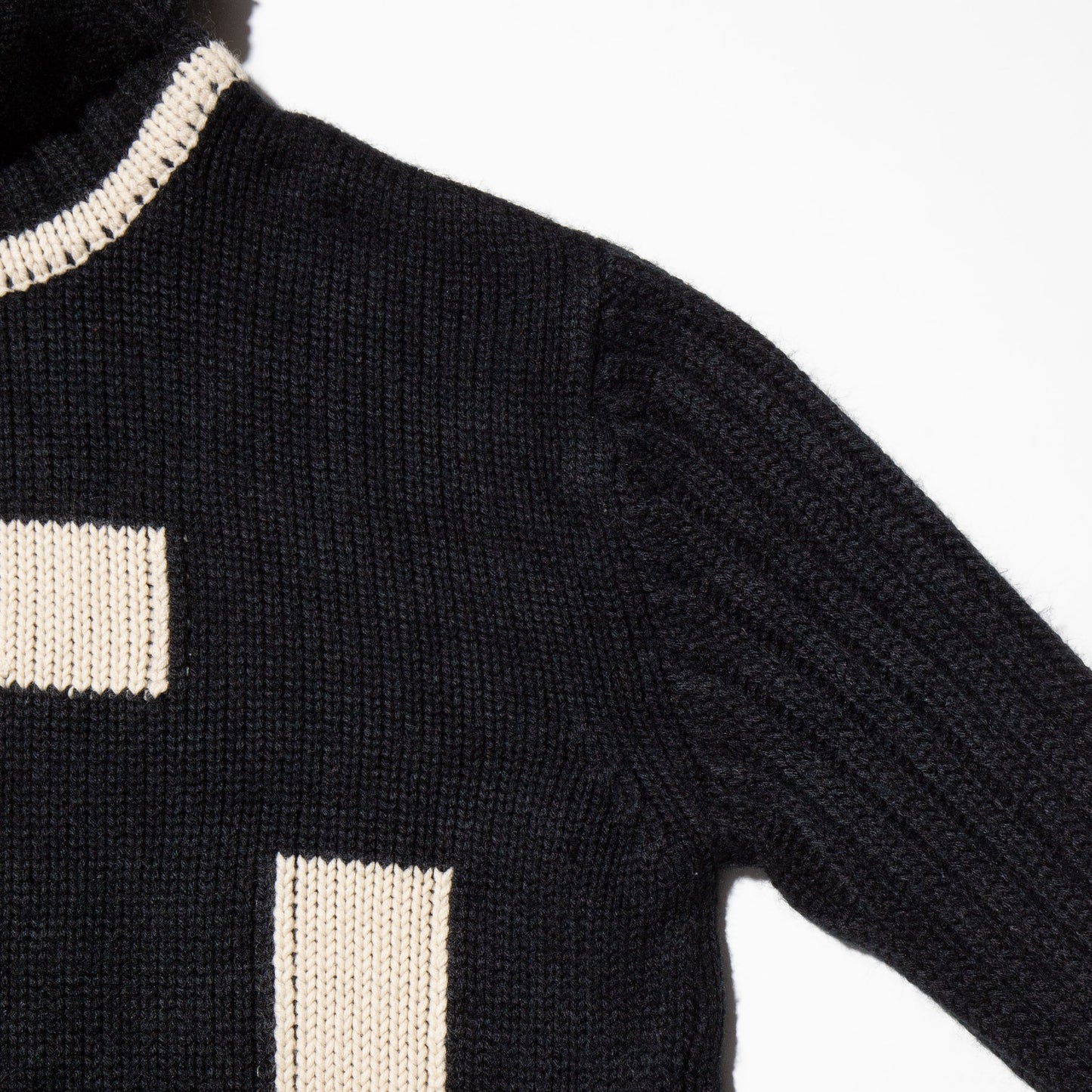 vintage line turtle neck sweater