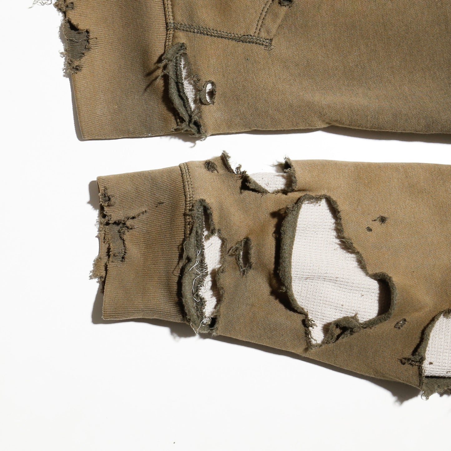 *one-off broken dust hoodie with thermal liner/aging kapper badge