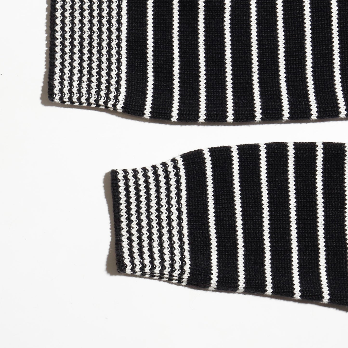 *one-off with muffler border knit jacket